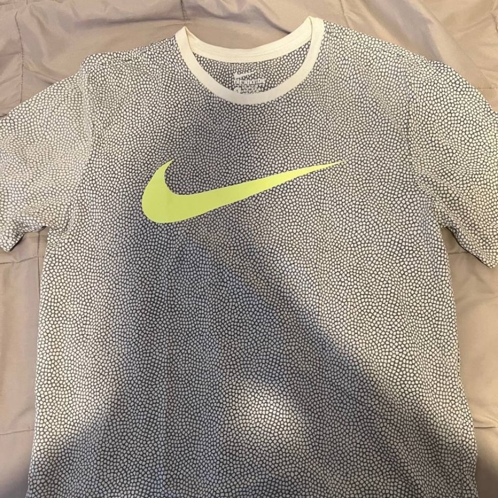 The Nike Tee Swoosh Shirt
